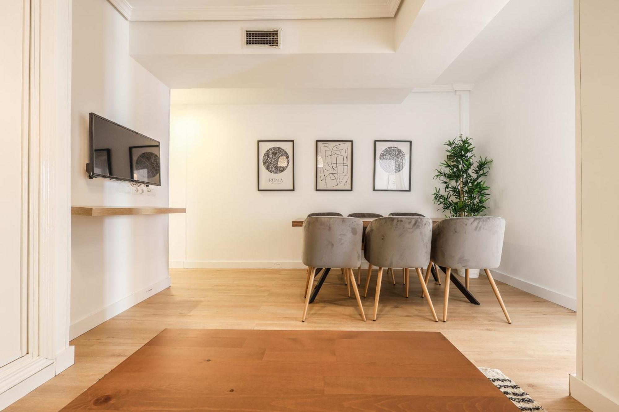 Apartamentos Reformados En Lavapies Madrid Luaran gambar